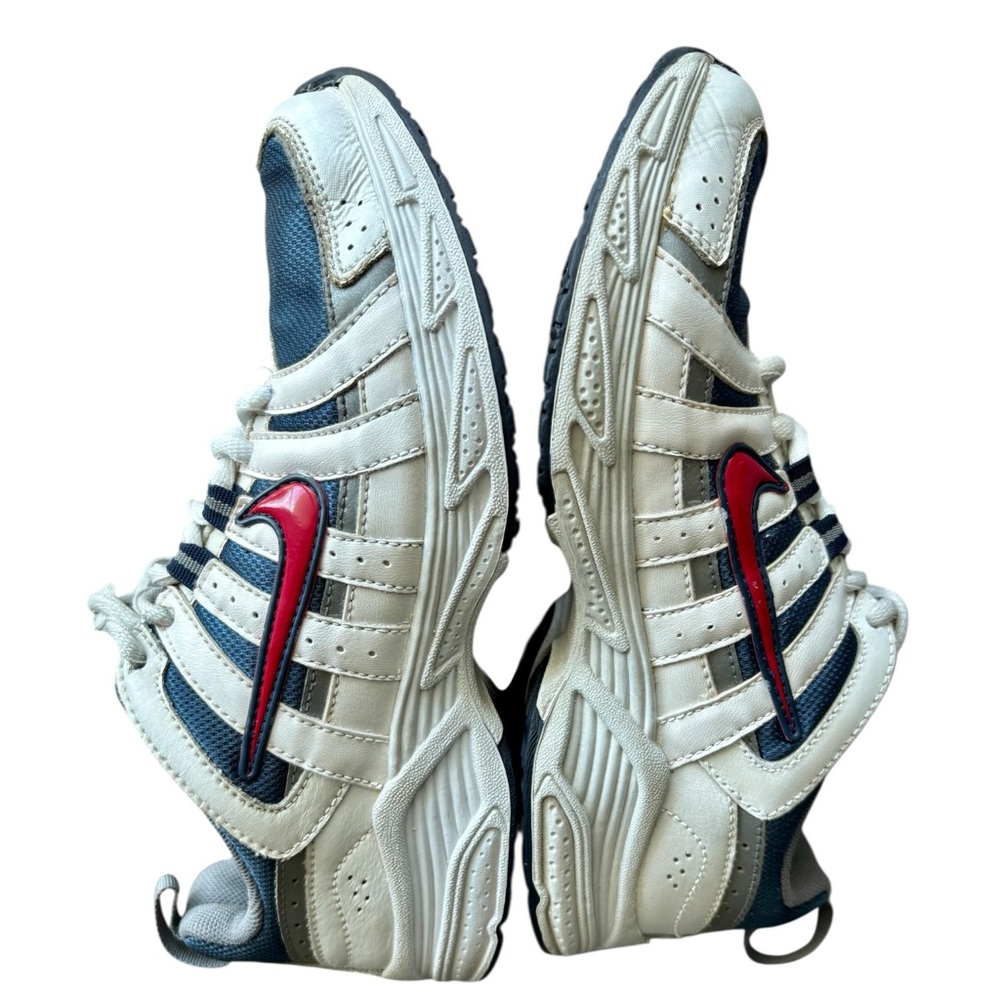 Nike Advantage Runner Sneakers 386630-461 Size 4 Youth or 5.5 W